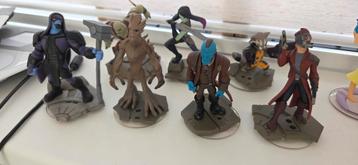 Xbox 360 + Infinity Spellen & Poppetjes beschikbaar voor biedingen