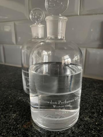 Decoratieve fles met stop Snowdon Perfumes Ltd. 2 stuks beschikbaar voor biedingen