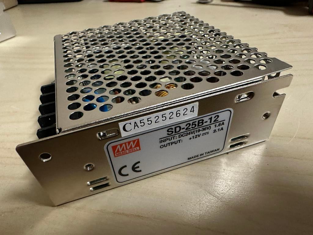 Voedingsadapters / Power Supplies / Converters, Ophalen of Verzenden, Nieuw