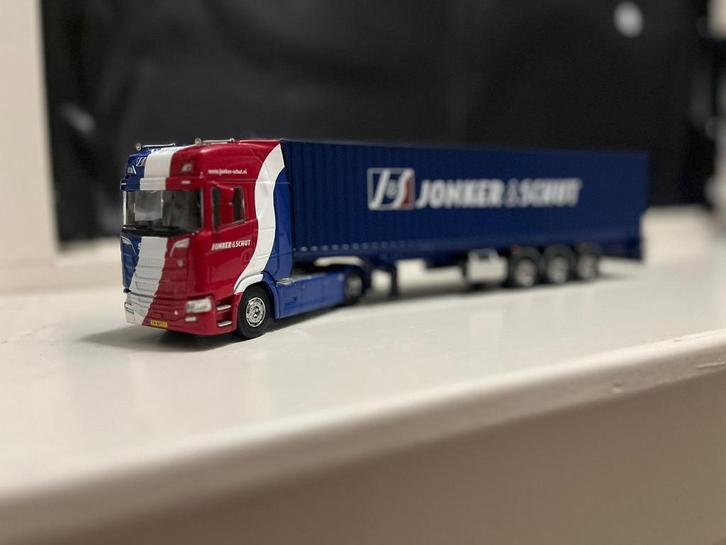 Jonker & Schut Vrachtwagen, Hobby en Vrije tijd, Modelauto's | 1:87, Zo goed als nieuw, Bus of Vrachtwagen, Ophalen