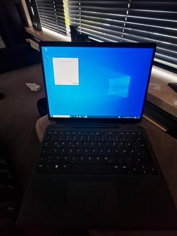 Dell latitude detachable 2 in 1 tablet beschikbaar voor biedingen