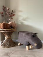 Nijlpaard krukje, Huis en Inrichting, Krukjes, Ophalen, Zo goed als nieuw, Hout