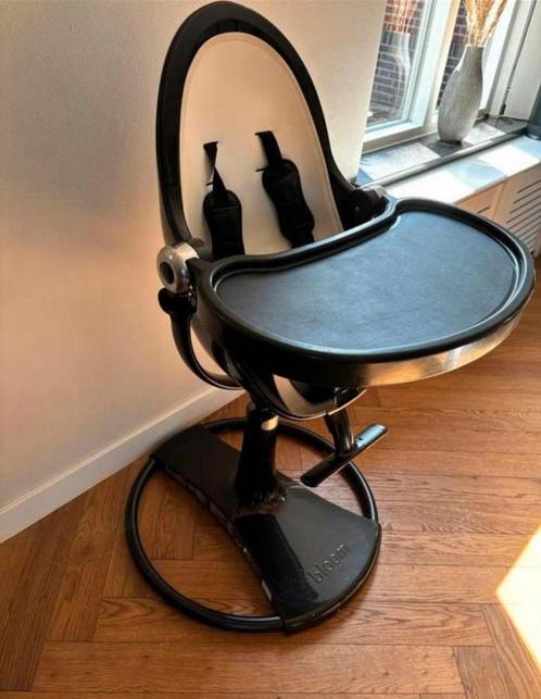 Complete bloom meegroeistoel incl nieuwe accessoires, Kinderen en Baby's, Kinderstoelen, Zo goed als nieuw, Meegroeistoel, Afneembaar eetblad