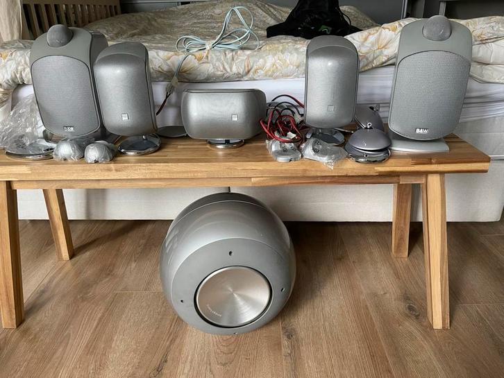 Bowers & Wilkins M1 Surround Set (Zonder Subwoofer), Audio, Tv en Foto, Home Cinema-sets, Gebruikt, Overige spelers, 5.1-systeem