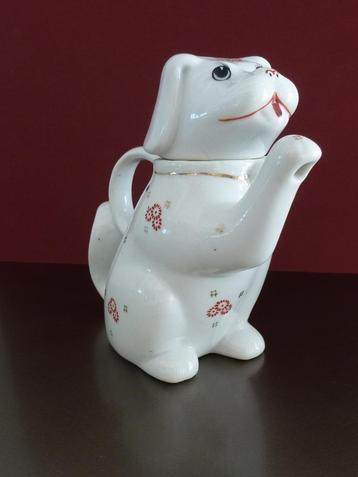 Vintage witte puppy hond porseleinen theepotje goede staat  beschikbaar voor biedingen