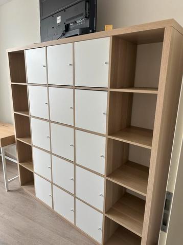 ZGAN Ikea Kallax vakkenkast beschikbaar voor biedingen