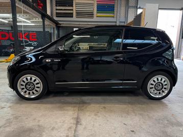 Volkswagen up! 1.0 55KW/75PK 3-DRS 2012 Zwart beschikbaar voor biedingen