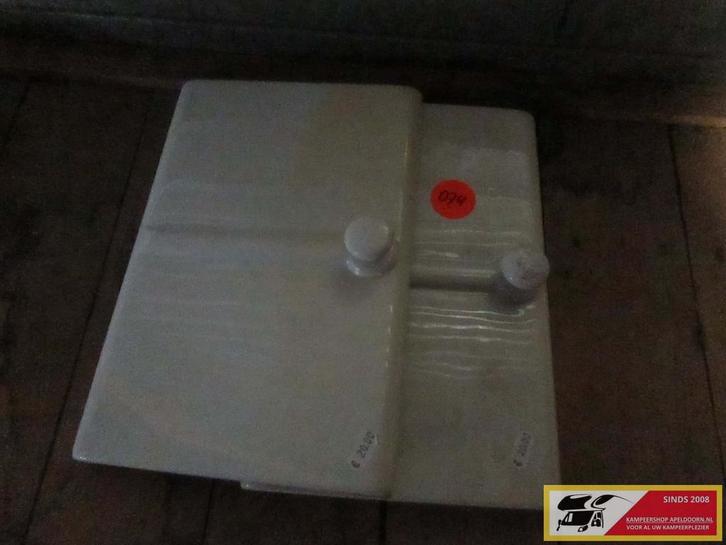 Te koop caravan badkamerkast deurtjes nr074 21,5x32cm, Caravans en Kamperen, Caravan accessoires, Nieuw, Ophalen of Verzenden
