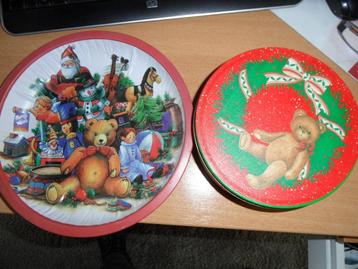 Koekjesblik en schaal in Kerststijl beschikbaar voor biedingen