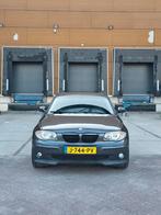 BMW 1-Serie 2.0 118I AUT/PANO/STOELVW 2005 Grijs, 1995 cc, 129 pk, 1200 kg, 650 kg