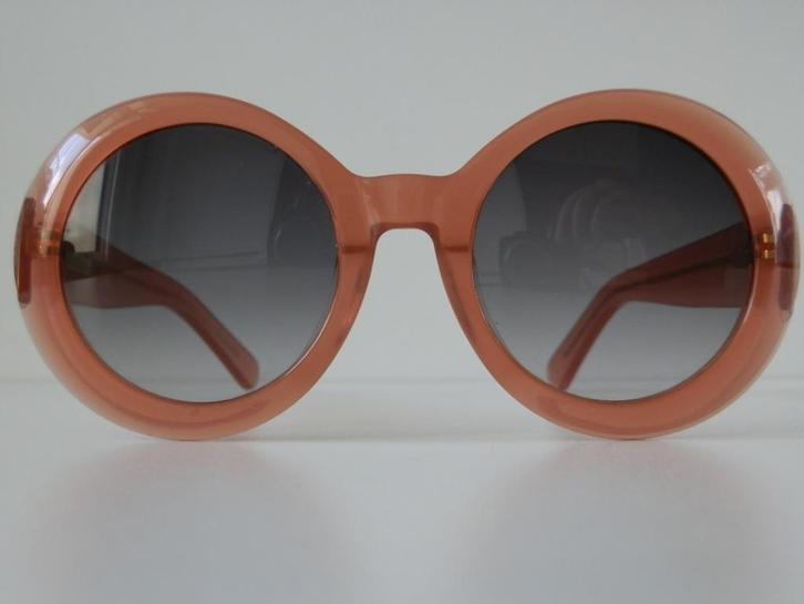 Oliver Bonas zonnebril., Sieraden, Tassen en Uiterlijk, Zonnebrillen en Brillen | Dames, Zo goed als nieuw, Zonnebril, Overige merken