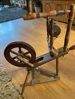 ouderwetse antieke spinnenwiel, Ophalen, Zo goed als nieuw, Spinnewiel