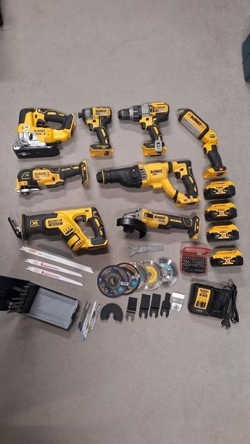 Dewalt 18v Combi / Combo ACCU gereedschaps set beschikbaar voor biedingen