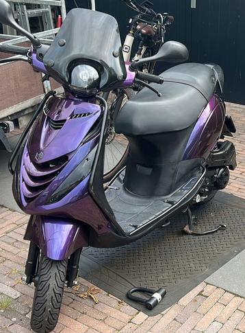 Piaggio zip SP kappenset donker paars / Custom Candy purple beschikbaar voor biedingen