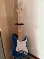 Blauwe Squier Stratocaster (setje), Muziek en Instrumenten, Snaarinstrumenten | Gitaren | Elektrisch, Ophalen, Fender, Met versterker