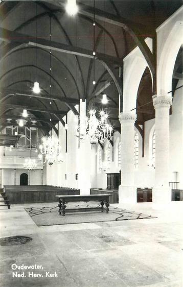 (388-406-015) Oudewater Kerk beschikbaar voor biedingen