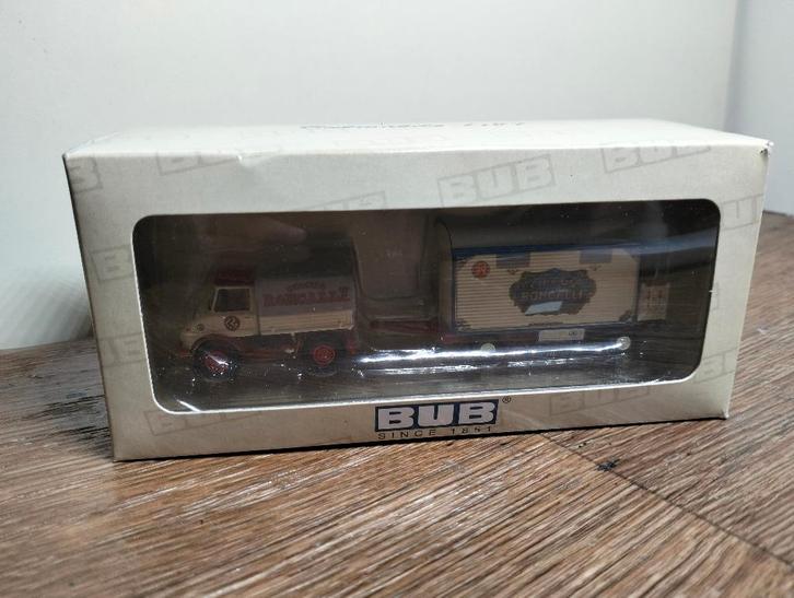 Te koop BUB Unimog met Circus Roncalli wagen gelimiteerd, Hobby en Vrije tijd, Modelauto's | 1:87, Zo goed als nieuw, Bus of Vrachtwagen