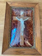 Houten Kruisbeeld in Lijst met Fluweel Achtergrond Antiek Re, Antiek en Kunst, Antiek | Religie, Ophalen