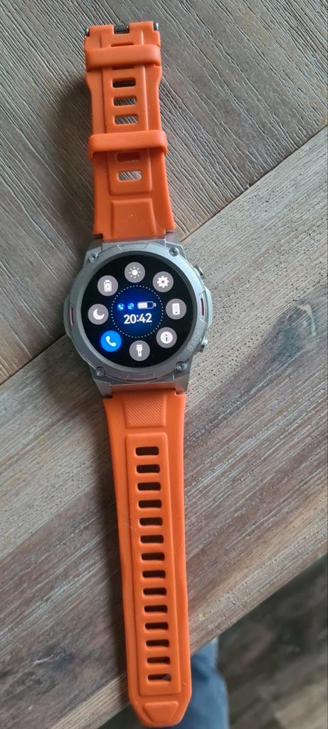 Gard Pro sporthorloge, oranje band, zilvergrijze klok., Sieraden, Tassen en Uiterlijk, Sporthorloges, Zo goed als nieuw, Android