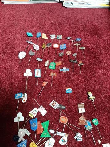 Speldjes.  beschikbaar voor biedingen