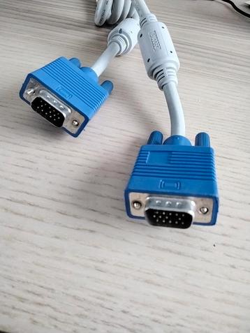 14 pins VGA kabel voor vintage computers  beschikbaar voor biedingen