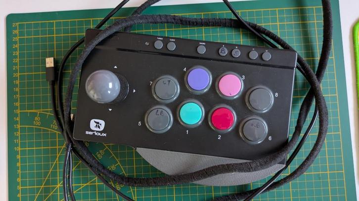 arcade stick with raspberry pi 3A+ Batocera 16GB, Hobby en Vrije tijd, Elektronica-componenten, Zo goed als nieuw, Ophalen of Verzenden