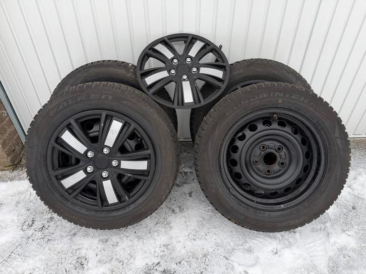 Winterbanden voor suzuki vitara SX4 Scross met TPMS sensoren, Auto-onderdelen, Banden en Velgen, Banden en Velgen, Winterbanden