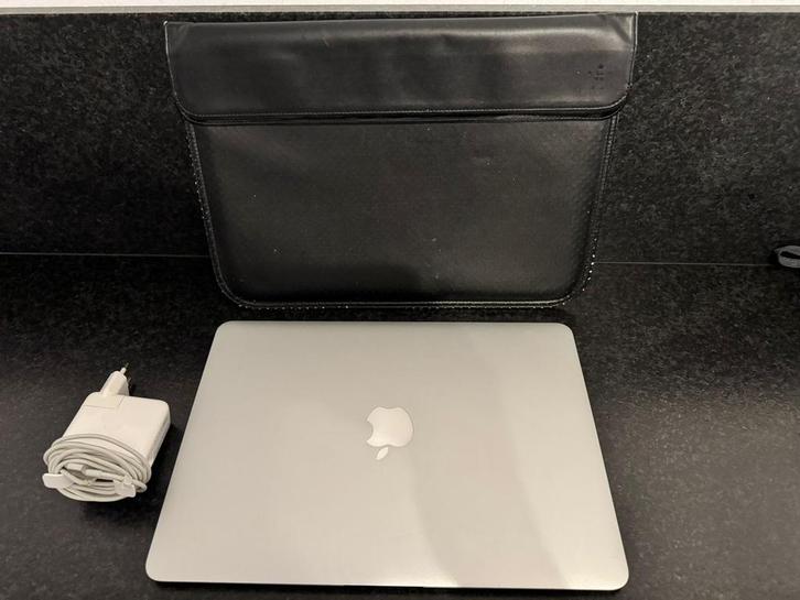 MacBook Air 13” (2013) – Werkt nog goed, Computers en Software, Apple Macbooks, Zo goed als nieuw, MacBook Air, 13 inch, Minder dan 2 Ghz