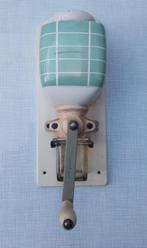 Oude koffiemolen, wandkoffiemolen, Zassenhaus, Antiek en Kunst, Ophalen