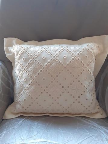 2 Hardanger Kussens - Handgemaakt beschikbaar voor biedingen