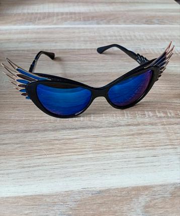 Jeepers Peepers vintage style zonnebril. beschikbaar voor biedingen
