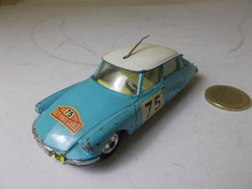 Corgi Toys 323 (1965) CITROEN DS 19 MONTE CARLO. beschikbaar voor biedingen