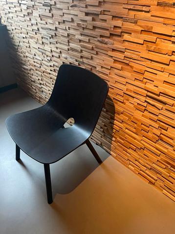 Design lounge fauteuil van hout / ongebruikt beschikbaar voor biedingen