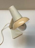 Retro tafellamp uit de jaren 50, metaal en kunststof, Ophalen of Verzenden, Zo goed als nieuw, Kunststof, Minder dan 50 cm