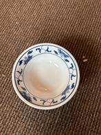 5 Kleine porseleinen kommetjes - Tatung Durable China, Gebruikt, Ophalen of Verzenden, Kom(men), Overige stijlen