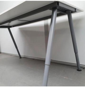 IKEA Galant Bureau 80x160 - Wit blad, grijze poten - afbeelding 3