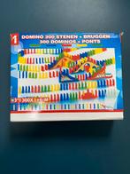 Domino - 300 stuks en bruggen, Ophalen of Verzenden, Gebruikt, Overige merken