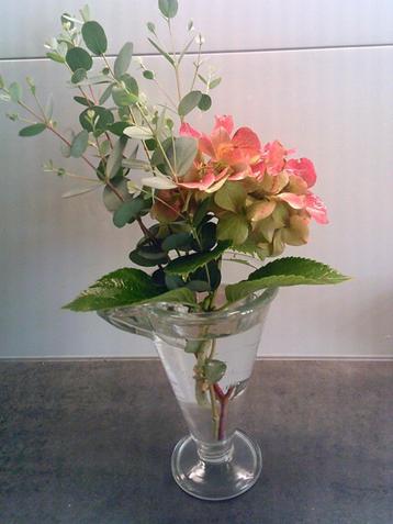 Brocante oude glazen punt maat beker voor water etc beschikbaar voor biedingen