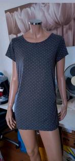 Leuk lang grijs met stippen shirt top van Zalando
maat M 40, Maat 38/40 (M), Zalando, Ophalen of Verzenden, Korte mouw