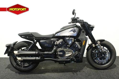 QJMOTOR SRV 600 V (bj 2024), Motoren, Motoren | Overige merken, Bedrijf, Chopper