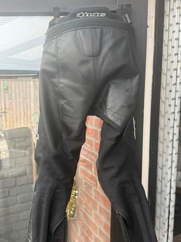 Motorbroek maat 50 en motorjas maat 50 beschikbaar voor biedingen
