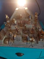 Piramide met zware stukken en verlichting, Ophalen of Verzenden, Zo goed als nieuw, 1:50 of kleiner