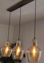 Moderne hanglamp met 3 glazen kappen, Ophalen, Nieuw, Glas, 75 cm of meer