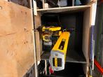 Afkortzaag, Doe-het-zelf en Verbouw, Gereedschap | Zaagmachines, Ophalen, Gebruikt, Dewalt, Afkortzaag