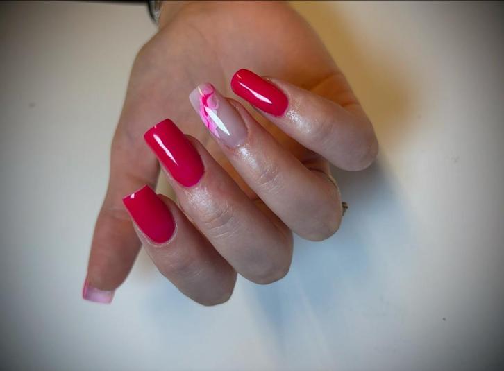 Nail, Sieraden, Tassen en Uiterlijk, Uiterlijk | Cosmetica en Make-up, Zo goed als nieuw, Handen en Nagels, Ophalen of Verzenden