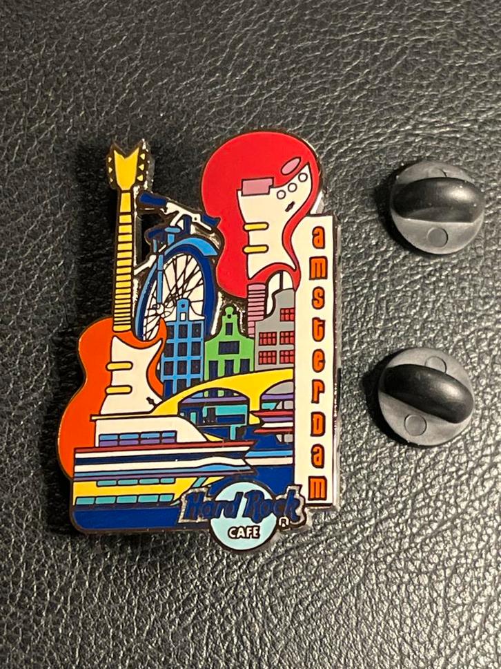 Hard rock cafe pin amsterdam, Verzamelen, Speldjes, Pins en Buttons, Zo goed als nieuw, Ophalen of Verzenden