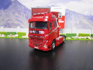 Wsi 01-4294 Volvo FH5 Globetrotter XL 4x2 , Parisot  beschikbaar voor biedingen