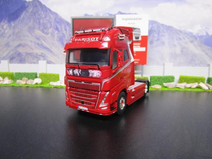 Wsi 01-4294 Volvo FH5 Globetrotter XL 4x2 , Parisot, Hobby en Vrije tijd, Modelauto's | 1:50, Nieuw, Bus of Vrachtwagen, Wsi, Ophalen