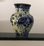 Vaas Delfts. Met merkteken REGINA 194, Antiek en Kunst, Antiek | Vazen, Ophalen of Verzenden