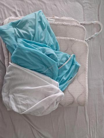 3 x Aerosleep toppers met hoeslakens peuterbed beschikbaar voor biedingen